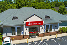 Horvath & Tremblay completes $3.95 million sale of two Santander banks